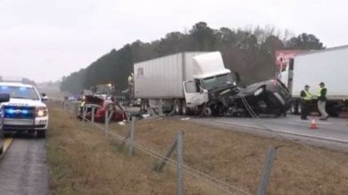 Large highway accident involving a tractor trailer truck